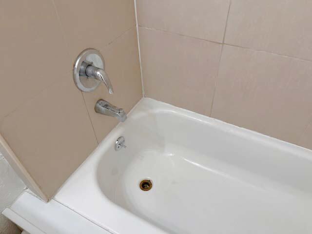 NORTH LAUDERDALE ESTATES - Residential Lease