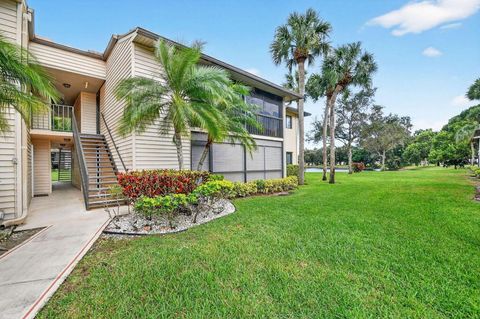 15488 Lakes Of Delray Boulevard 207 Delray Beach FL 33484