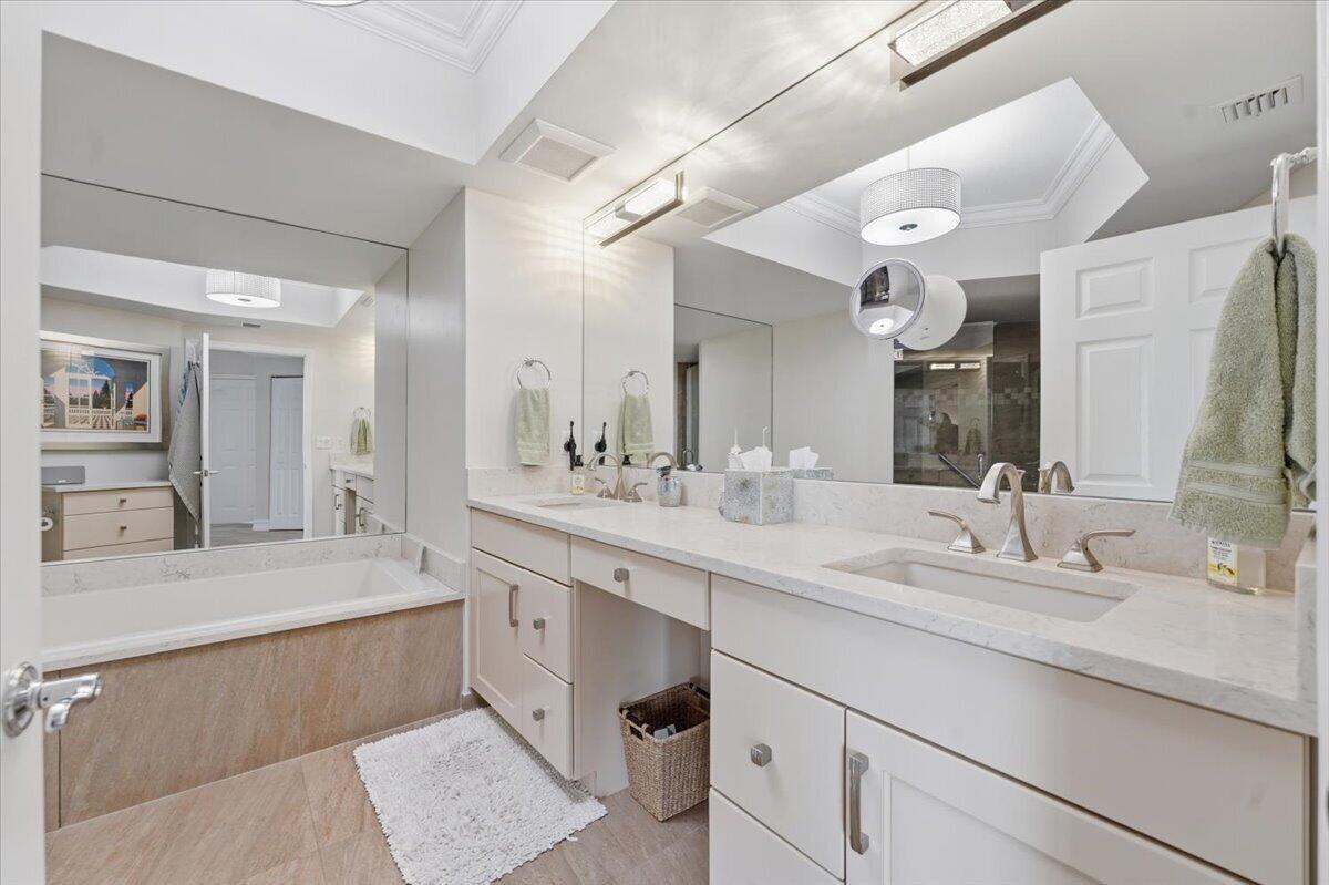 LHERMITAGE II CONDOMINIUM - Residential