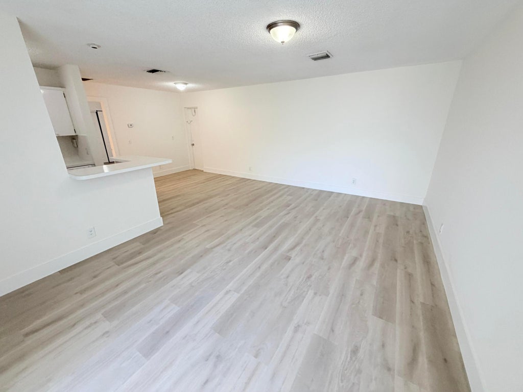 Photo of 34 N Crossings Circle #D, Boynton Beach, FL 33435 (MLS # B26050090)
