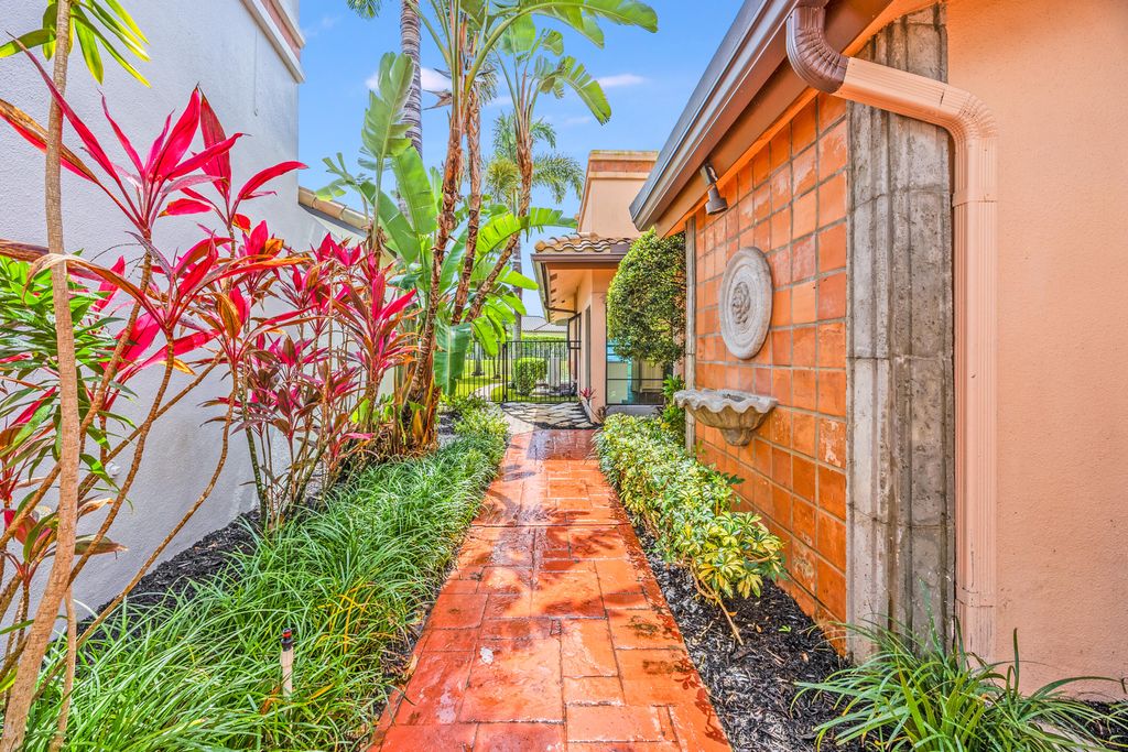 Photo of 6388 Via Rosa, Boca Raton, FL 33433 (MLS # B26003080)