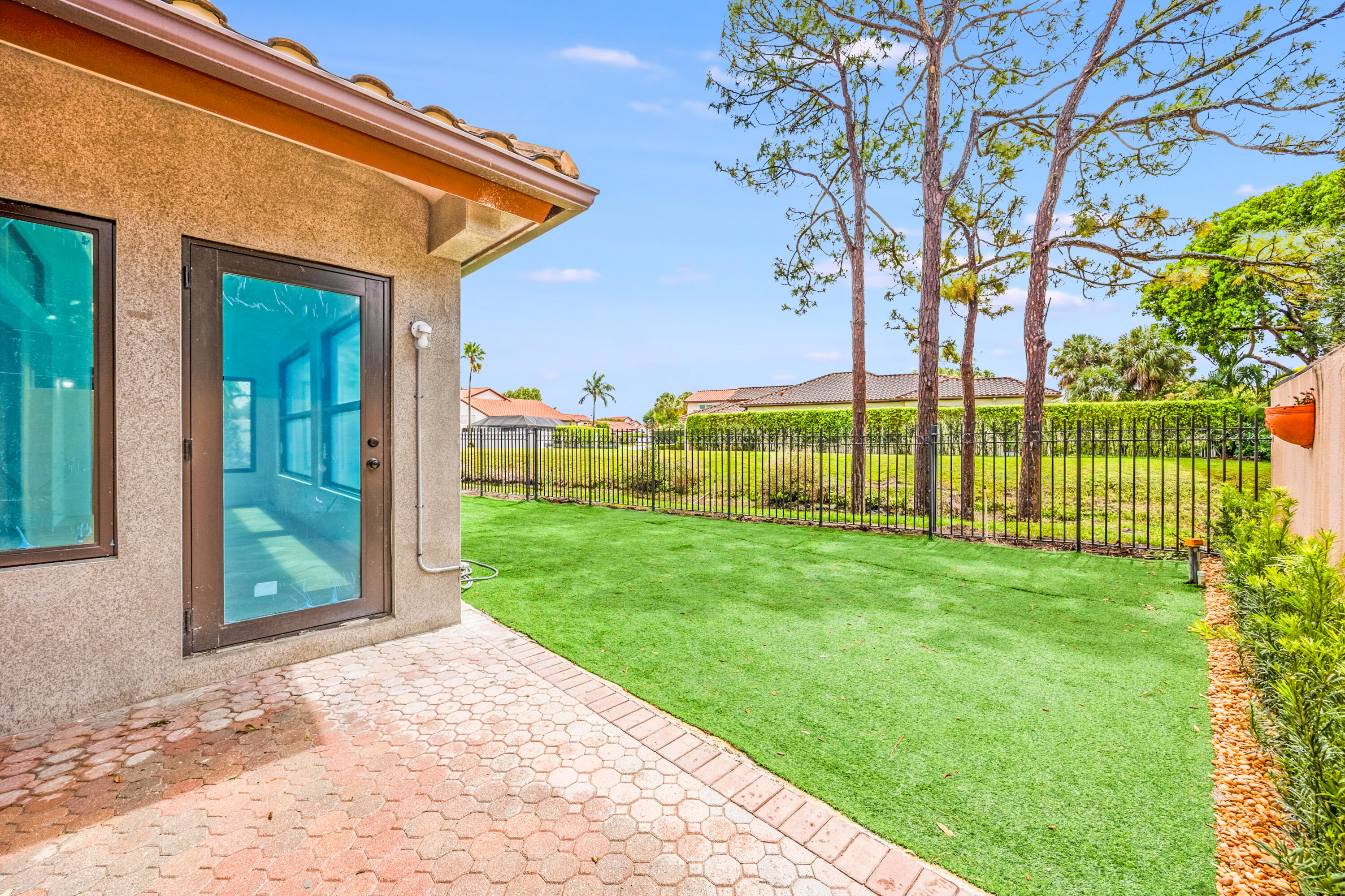 VILLA FLORA AT BOCA POINTE - Residential