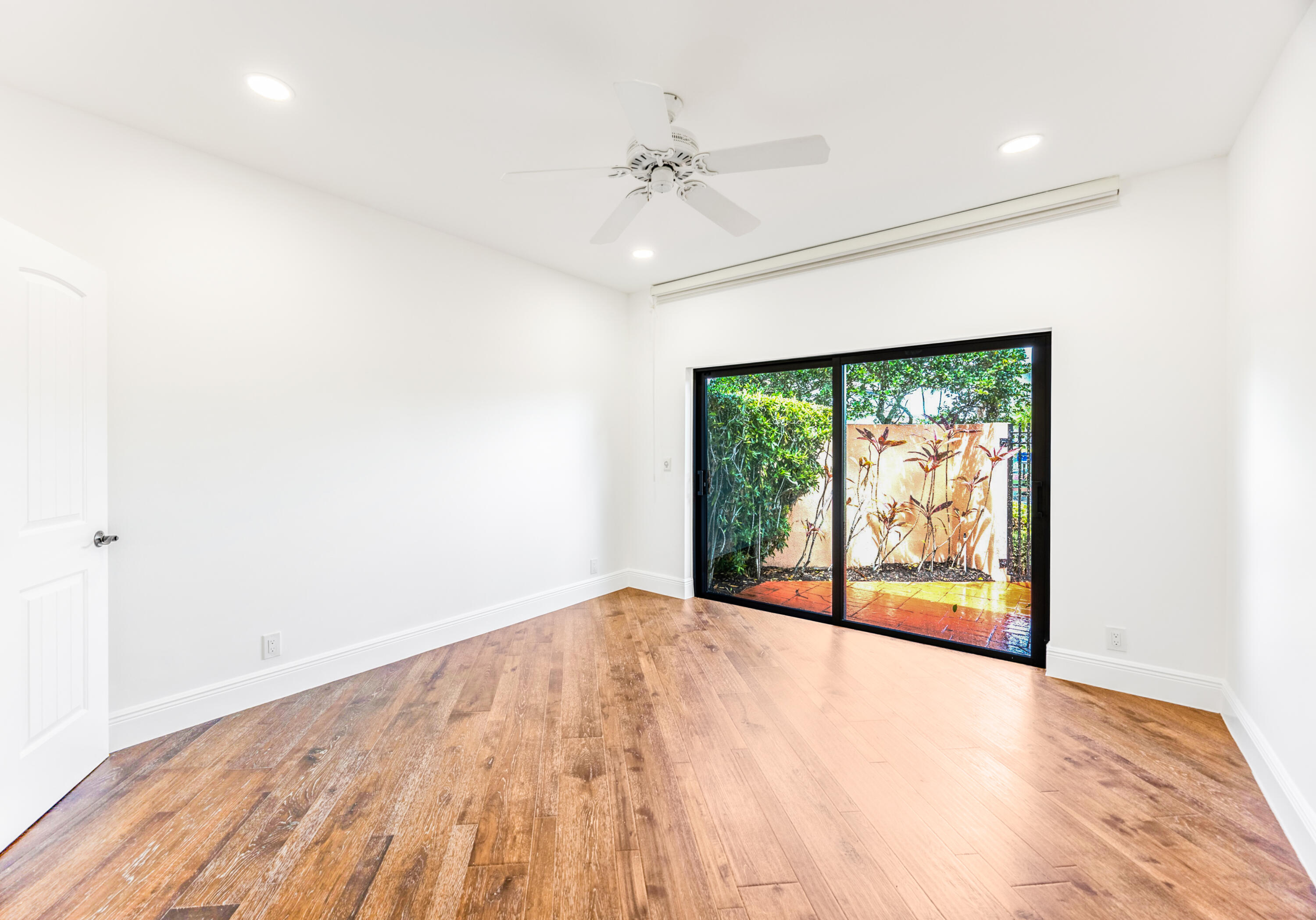 VILLA FLORA AT BOCA POINTE - Residential