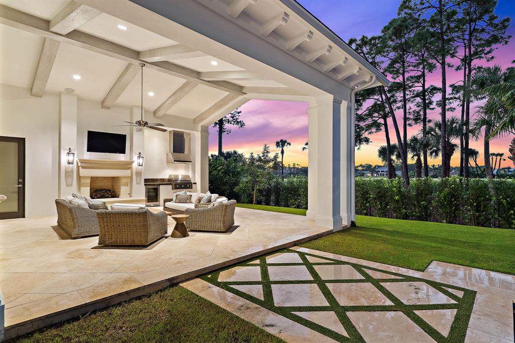 OLD PALM PL - Residential