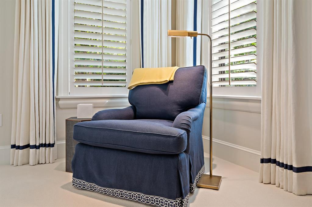 OLD PALM PL - Residential