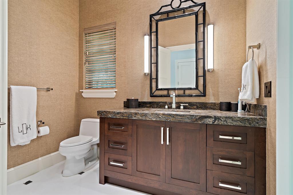 OLD PALM PL - Residential