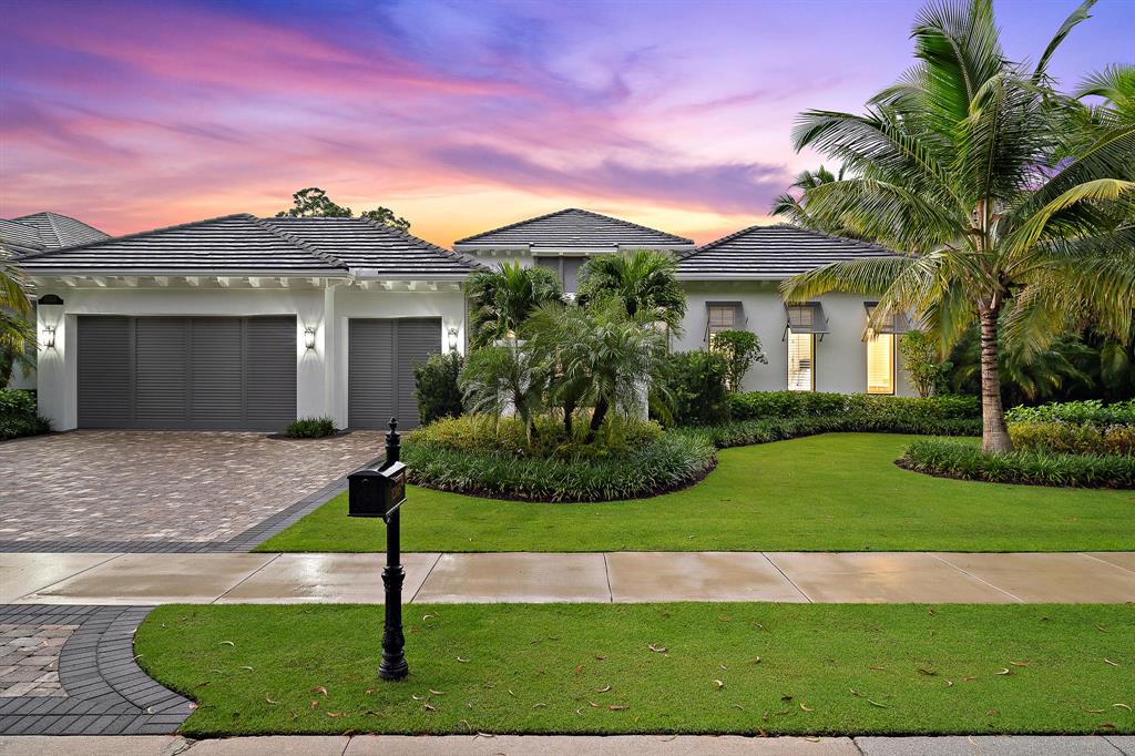 OLD PALM PL - Residential