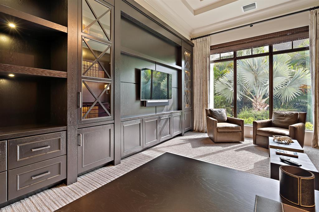 OLD PALM PL - Residential