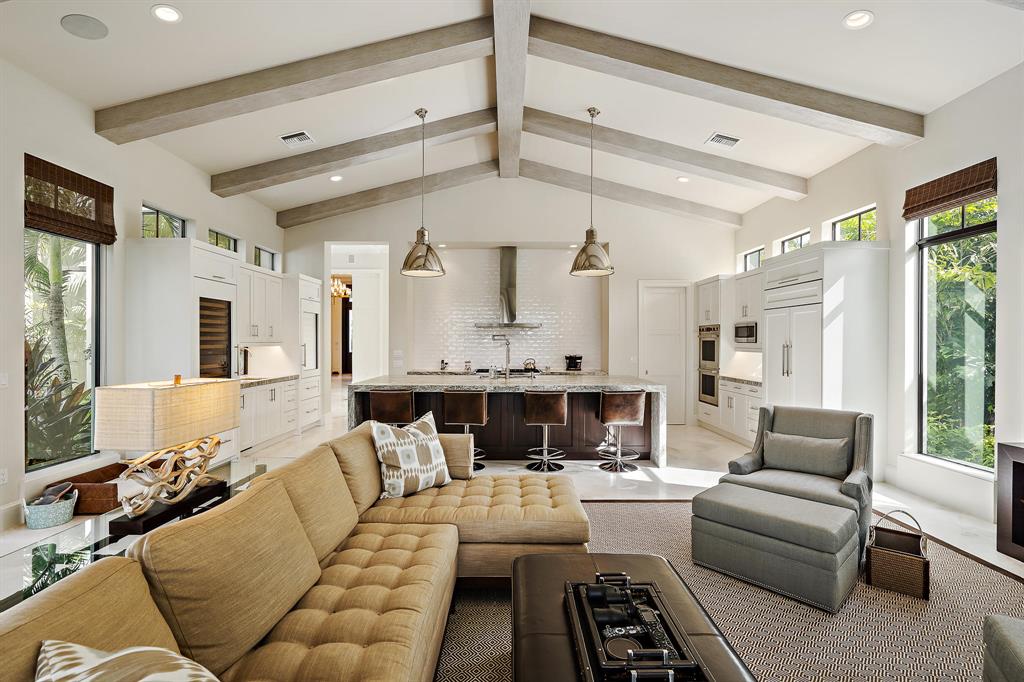 OLD PALM PL - Residential