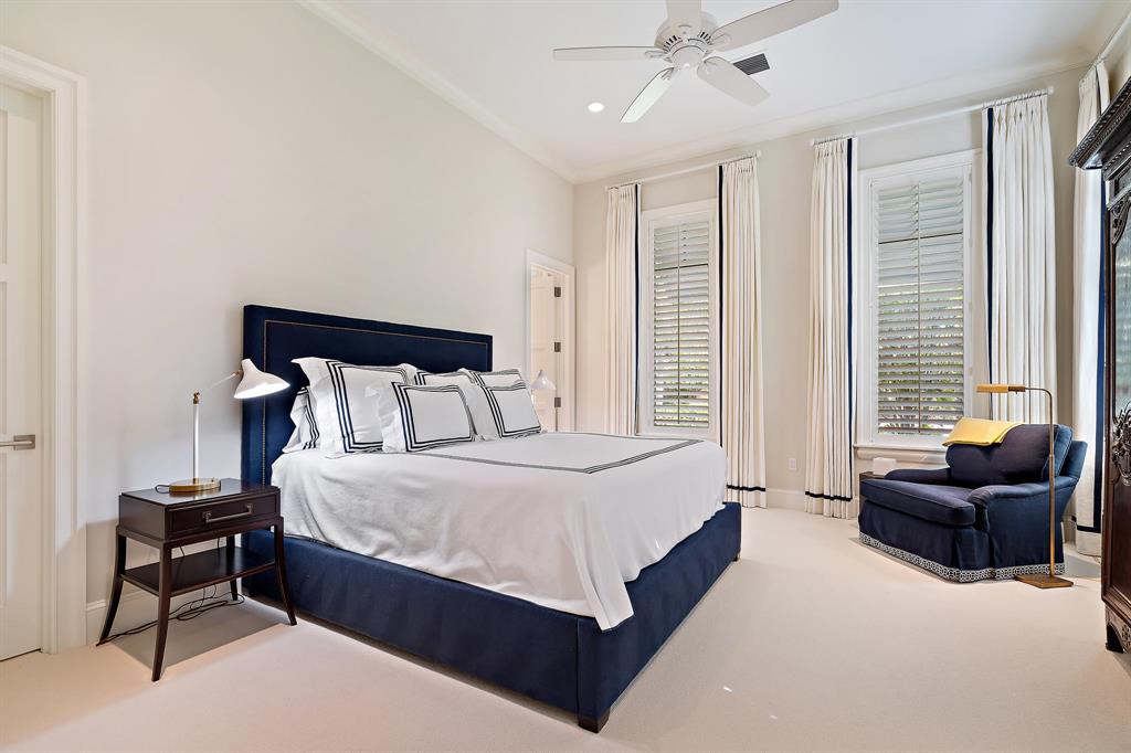 OLD PALM PL - Residential