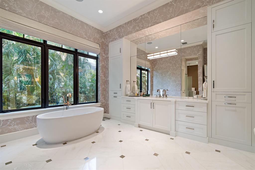 OLD PALM PL - Residential