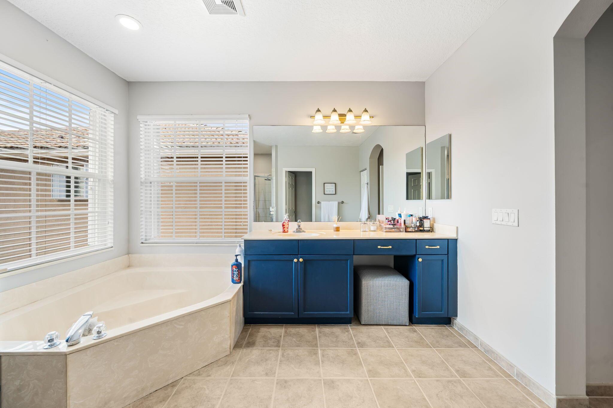 ORANGE GROVE EST - Residential