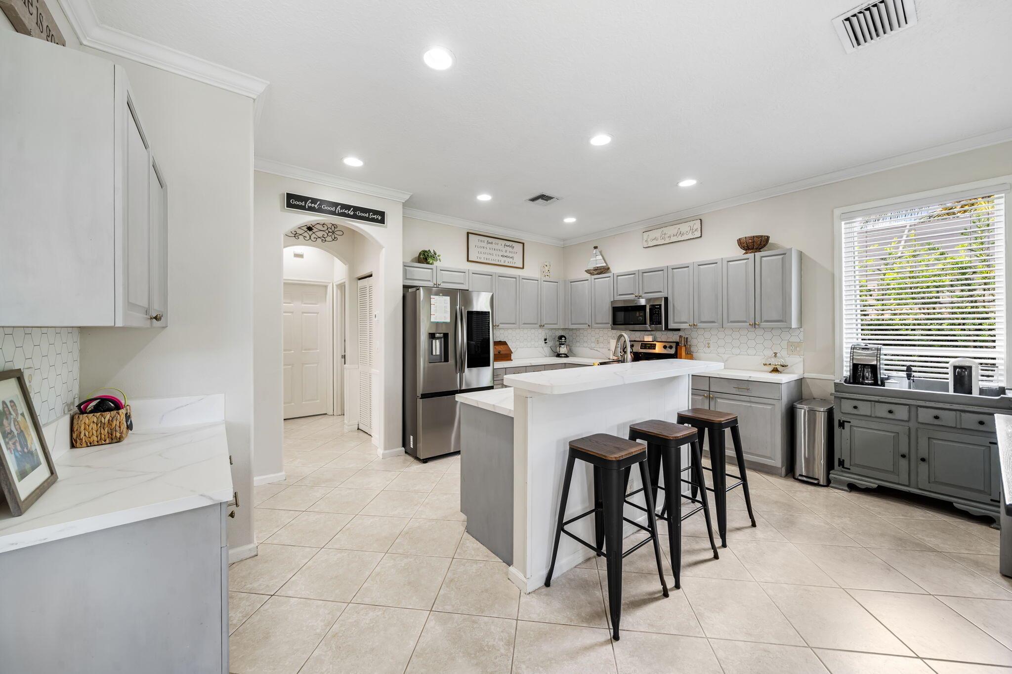 ORANGE GROVE EST - Residential