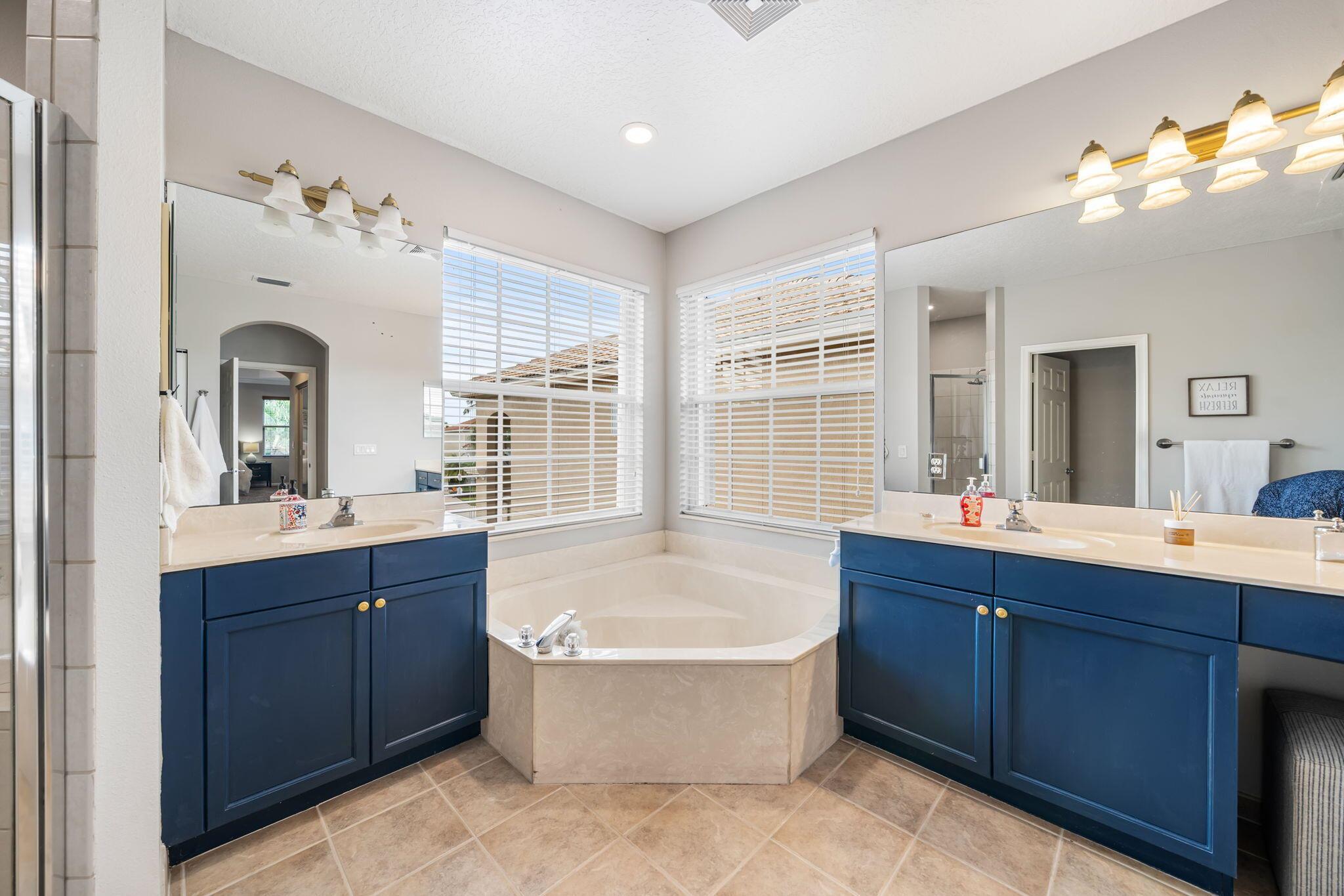 ORANGE GROVE EST - Residential