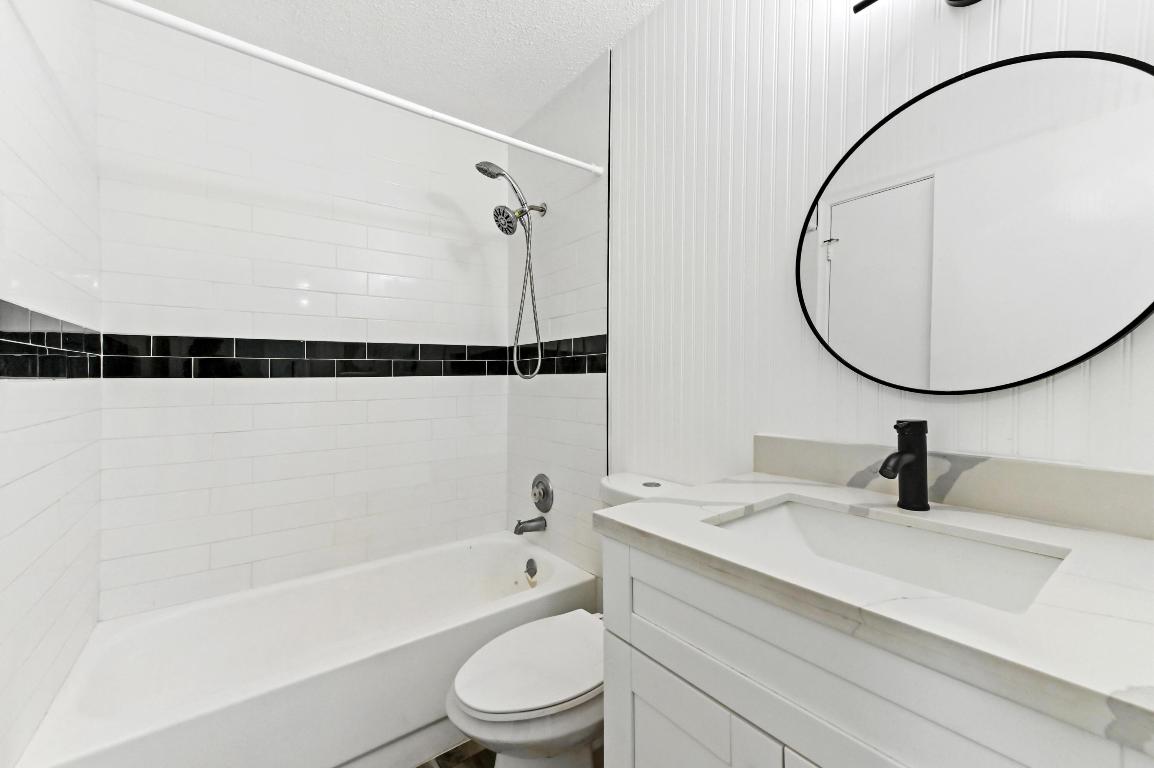 SUMMIT PINES - Residential