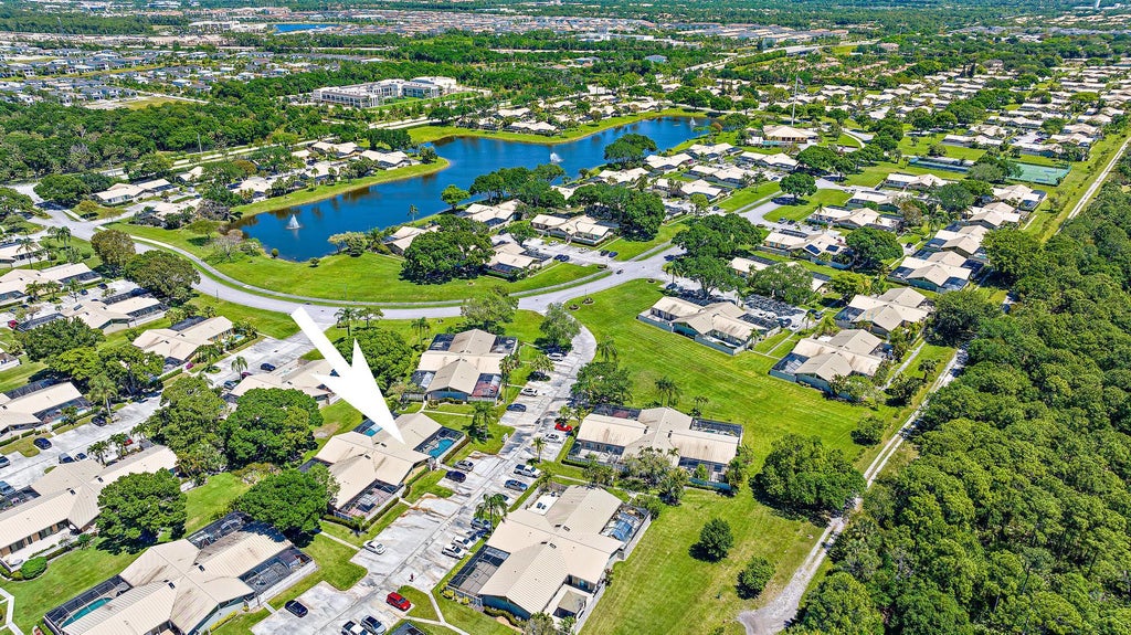 Photo of 5802 Golden Eagle Circle #20, Palm Beach Gardens, FL 33418 (MLS # R10975948)