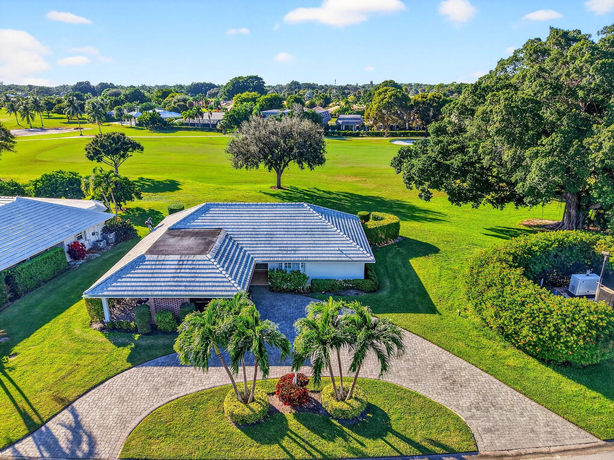 COLONY KEY VILLAS IN PB 2 - Residential