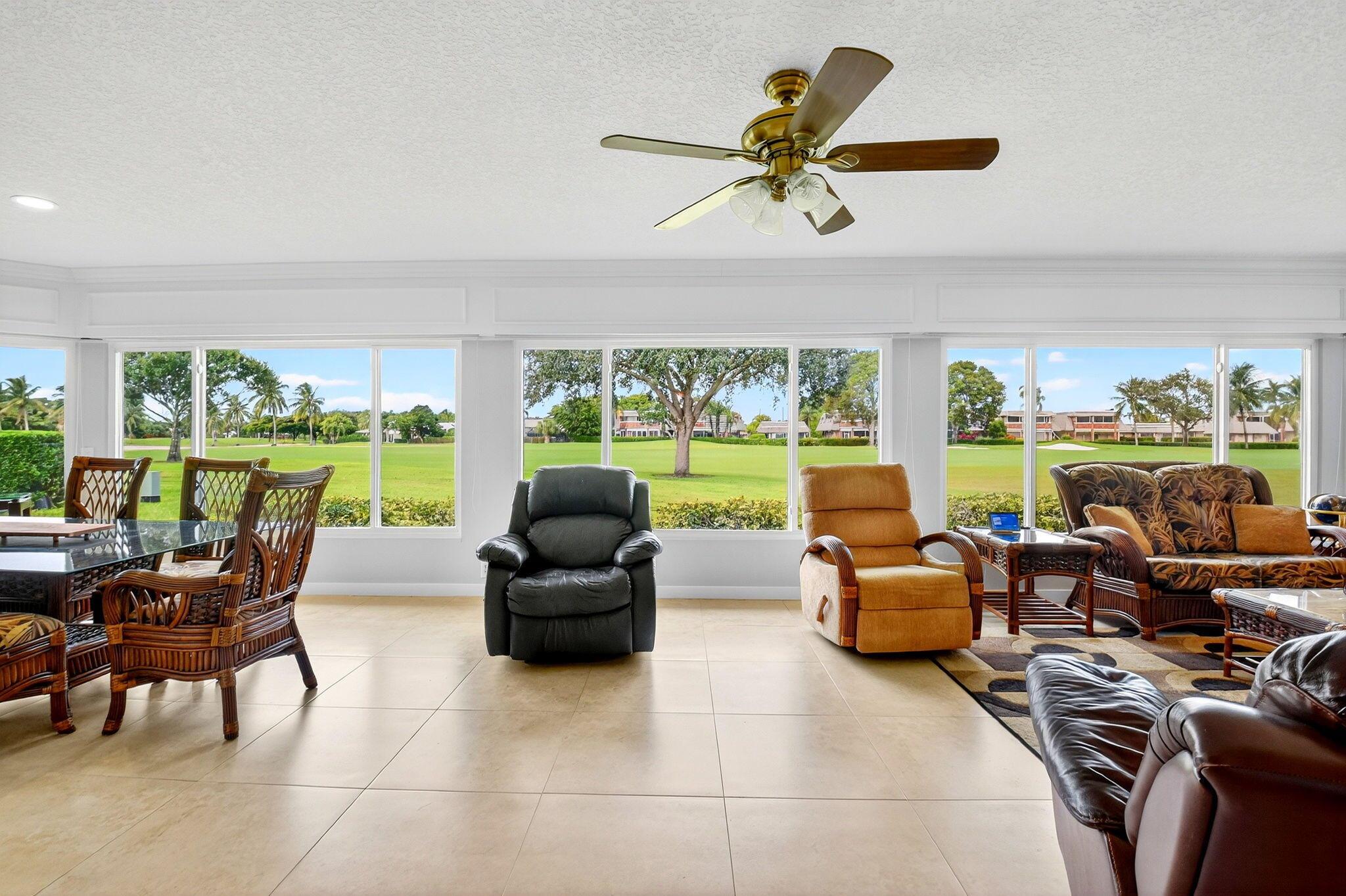 COLONY KEY VILLAS IN PB 2 - Residential