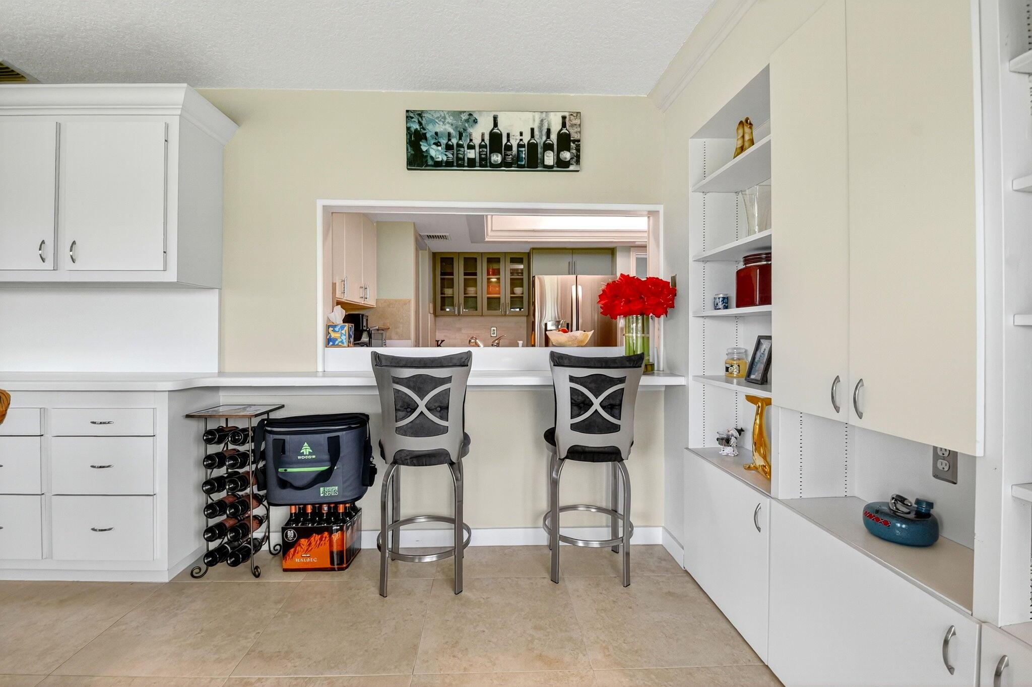 COLONY KEY VILLAS IN PB 2 - Residential