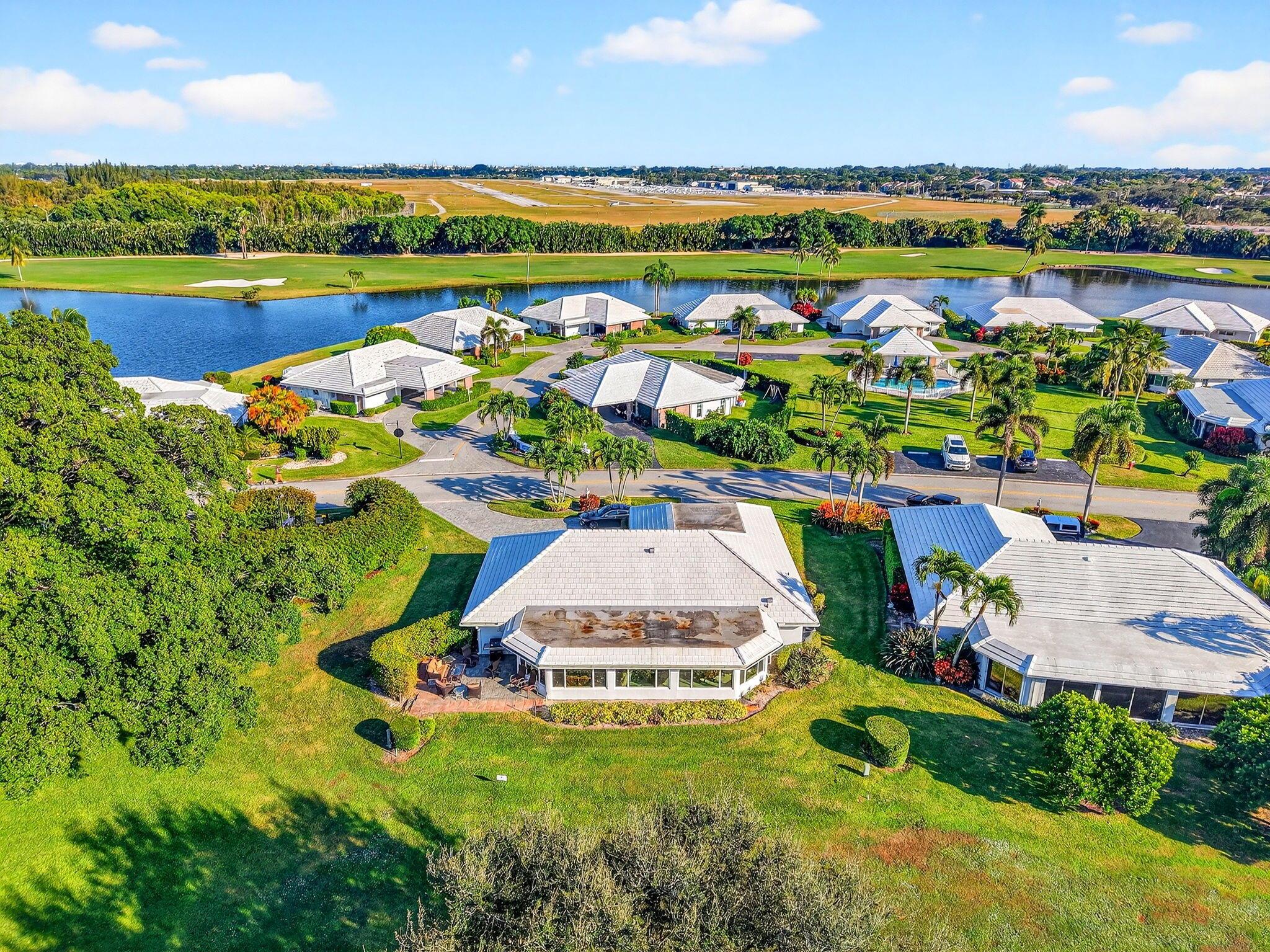 COLONY KEY VILLAS IN PB 2 - Residential