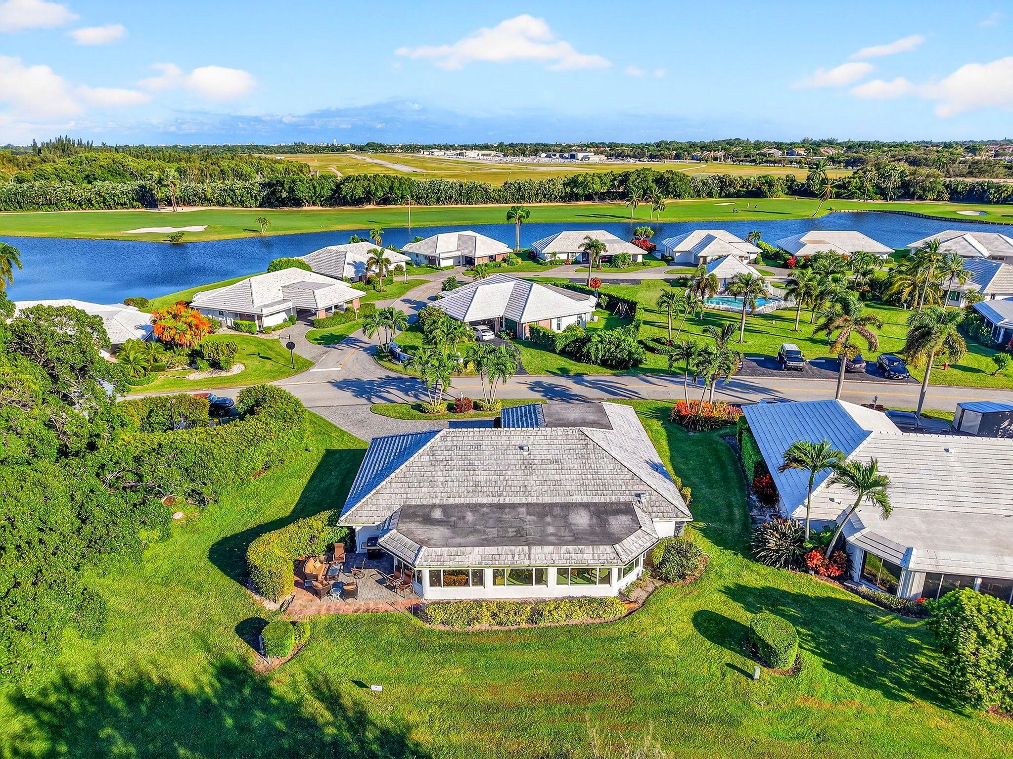 COLONY KEY VILLAS IN PB 2 - Residential