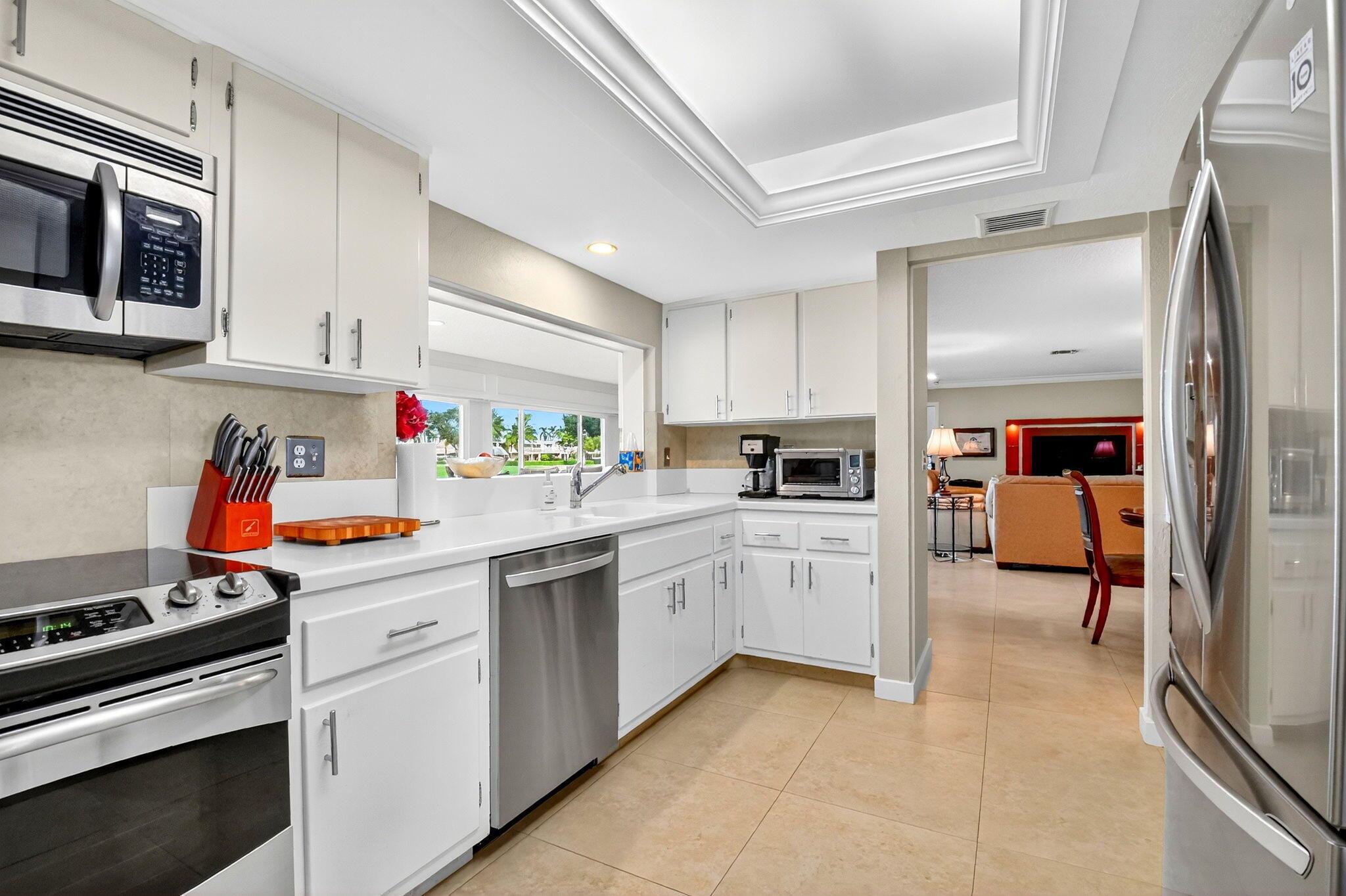 COLONY KEY VILLAS IN PB 2 - Residential