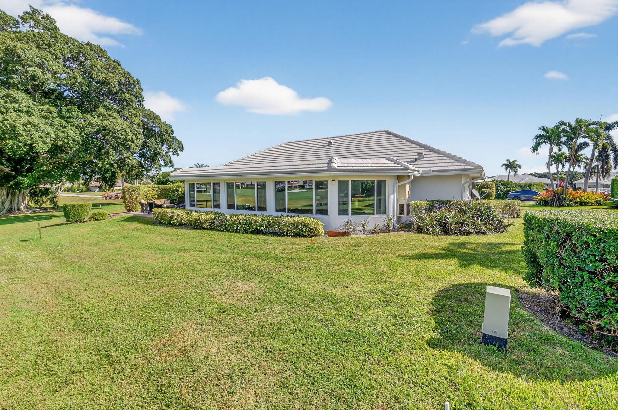 COLONY KEY VILLAS IN PB 2 - Residential