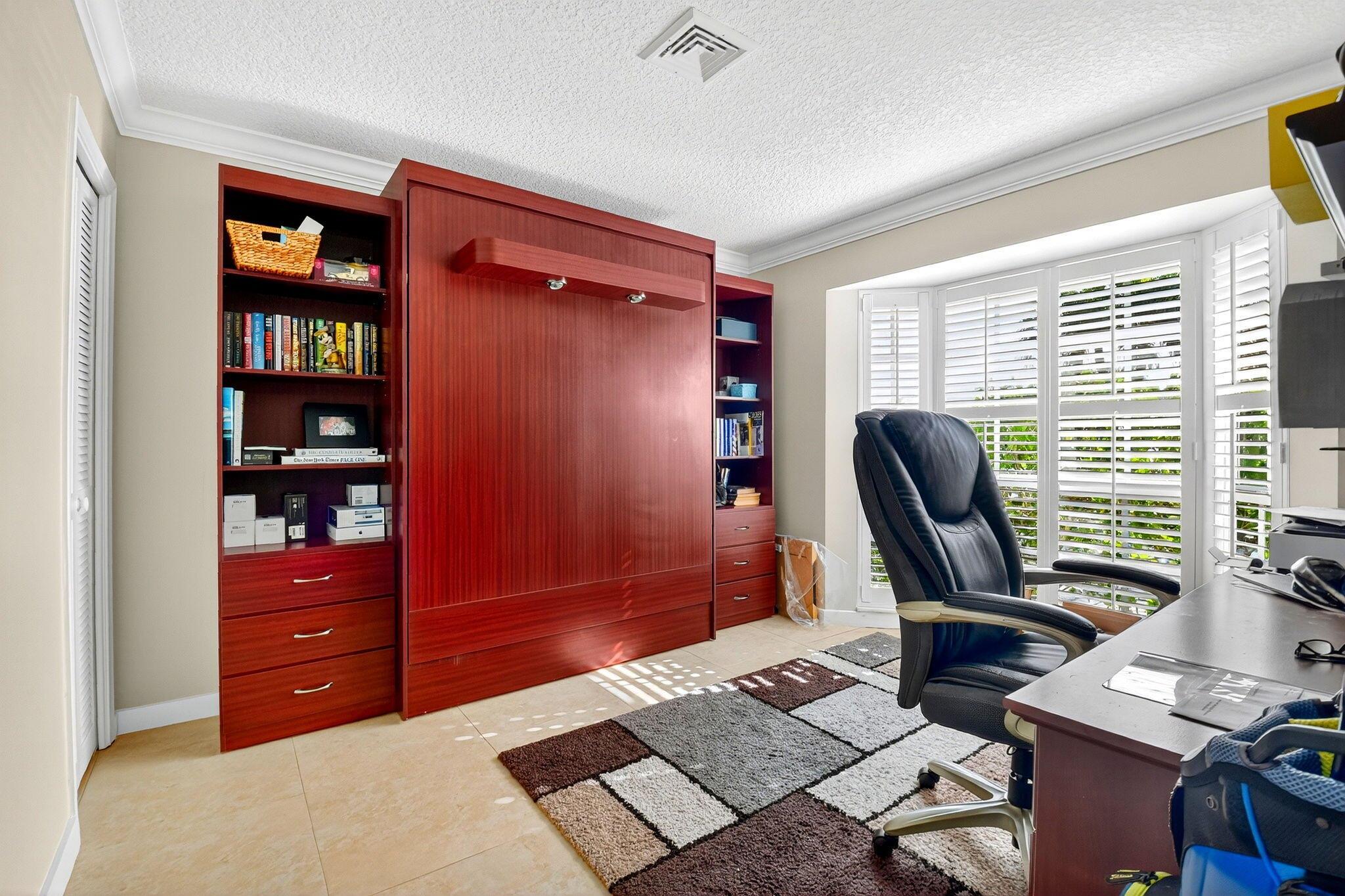 COLONY KEY VILLAS IN PB 2 - Residential