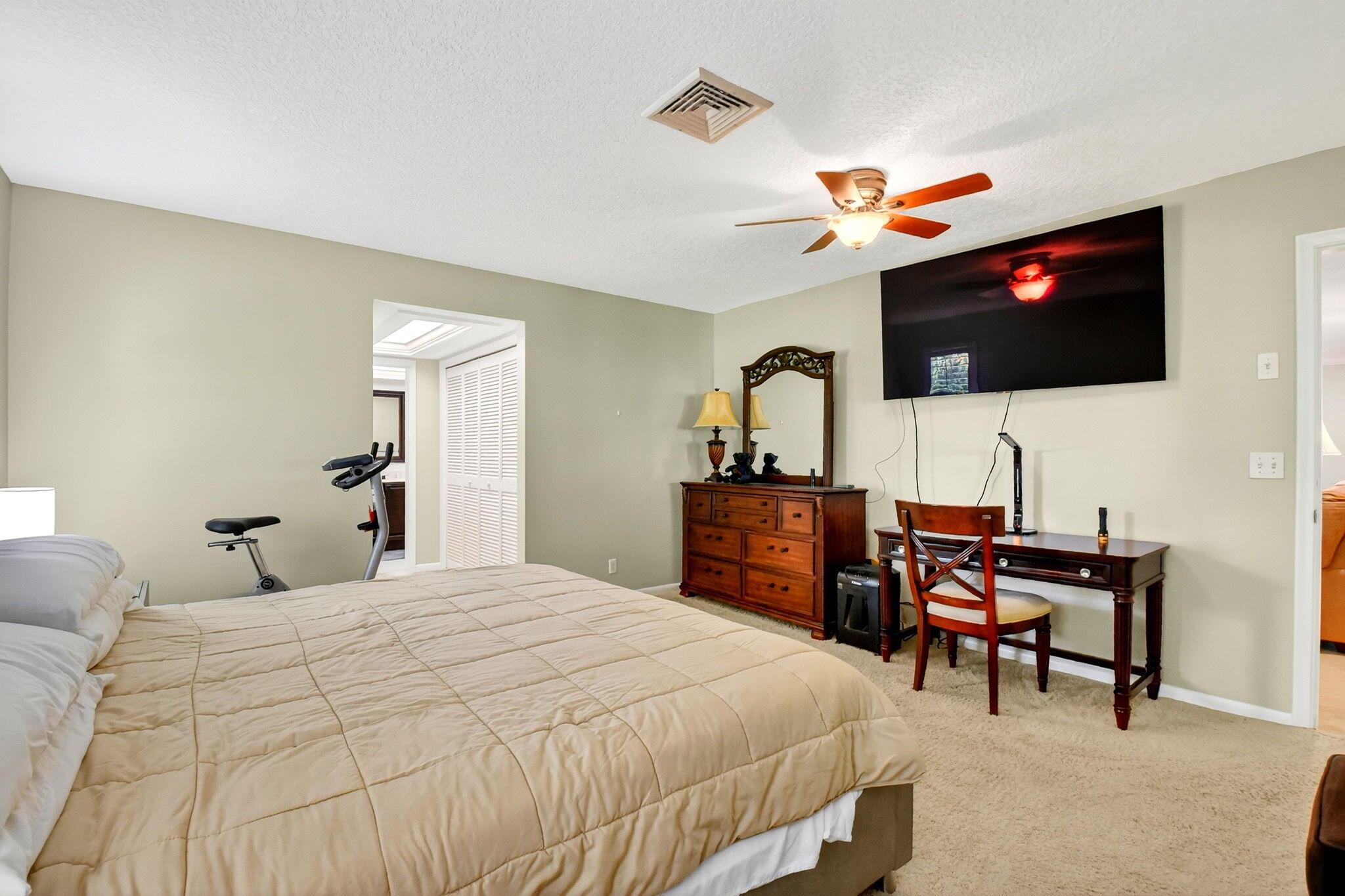 COLONY KEY VILLAS IN PB 2 - Residential