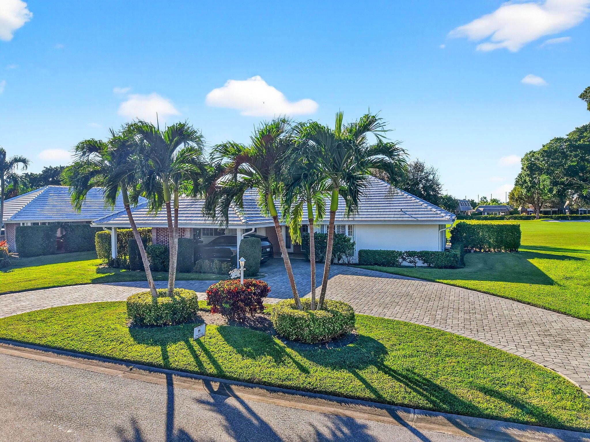 COLONY KEY VILLAS IN PB 2 - Residential