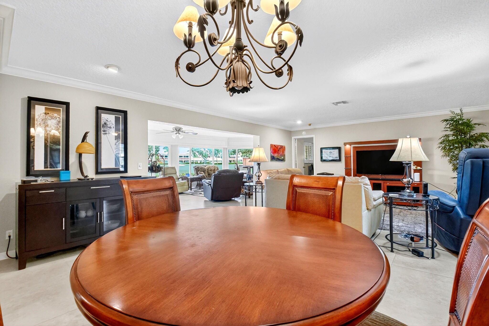 COLONY KEY VILLAS IN PB 2 - Residential