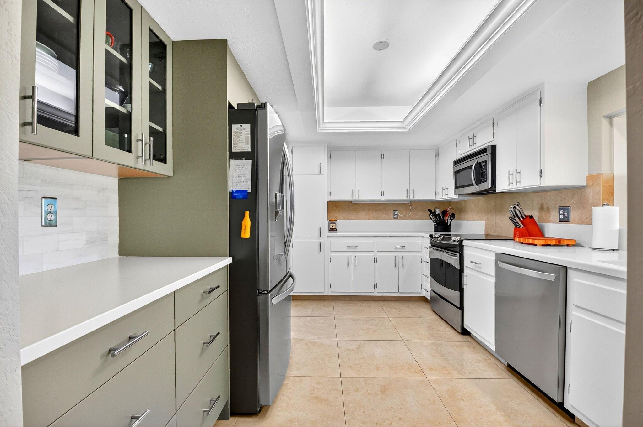 COLONY KEY VILLAS IN PB 2 - Residential