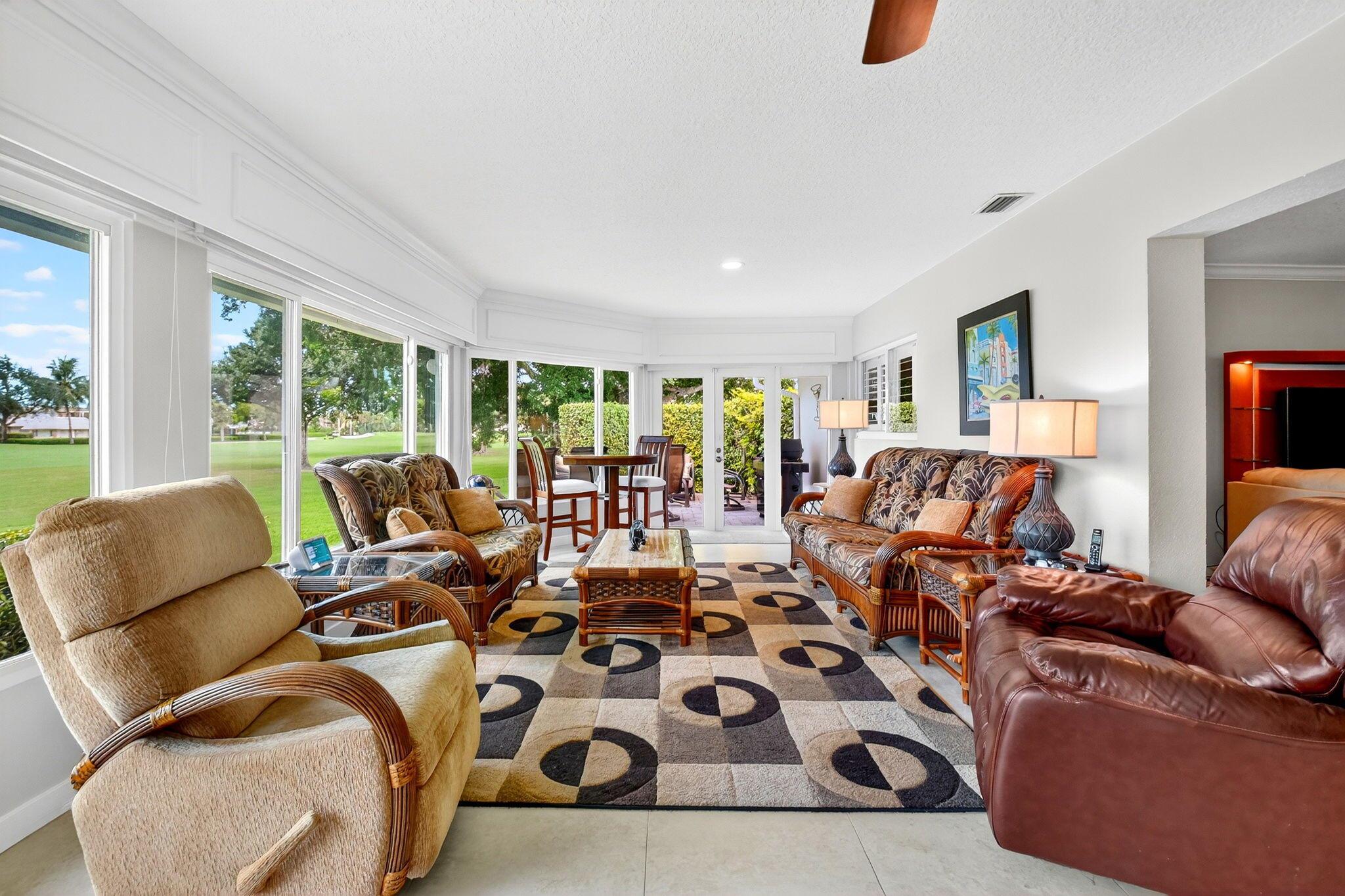 COLONY KEY VILLAS IN PB 2 - Residential