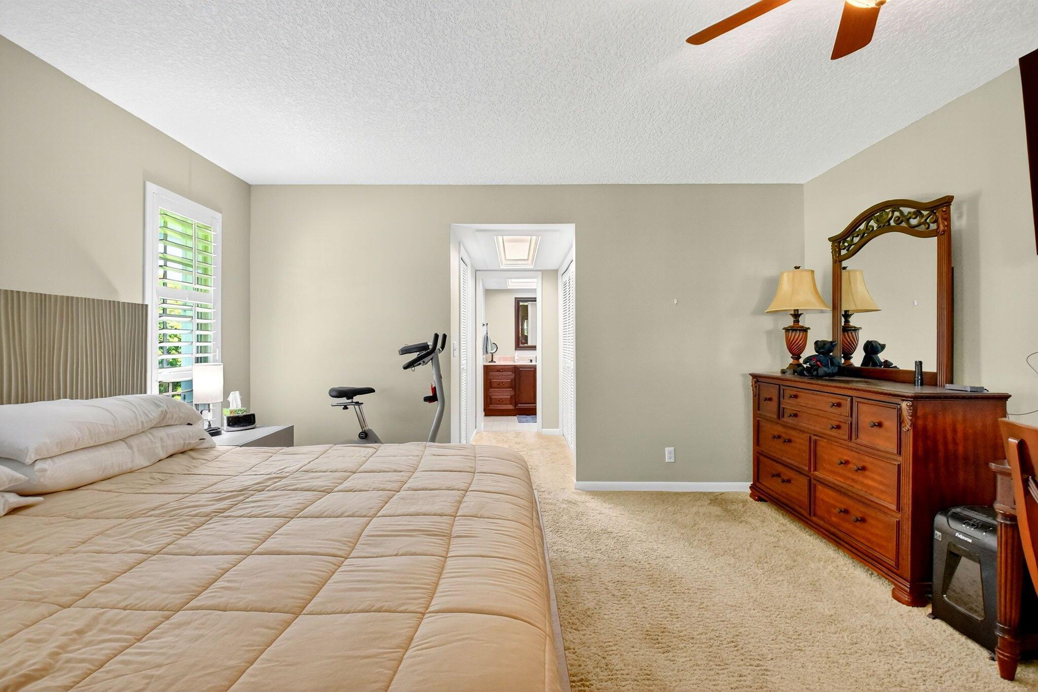 COLONY KEY VILLAS IN PB 2 - Residential