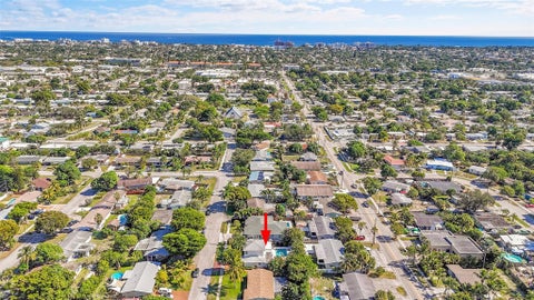 Tiny photo for 108 SE 14th Court, Deerfield Beach, FL 33441 (MLS # F10543868)