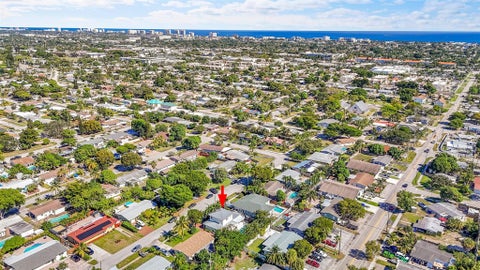 Tiny photo for 108 SE 14th Court, Deerfield Beach, FL 33441 (MLS # F10543868)