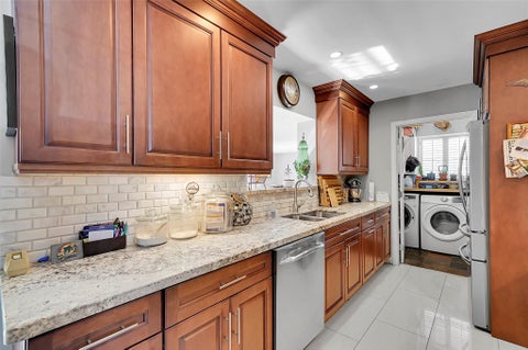 Tiny photo for 108 SE 14th Court, Deerfield Beach, FL 33441 (MLS # F10543868)