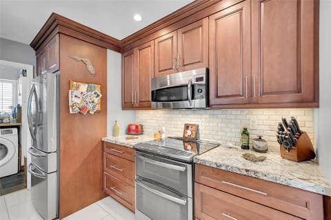 Tiny photo for 108 SE 14th Court, Deerfield Beach, FL 33441 (MLS # F10543868)