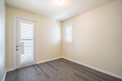 Paloma Lakes 176-171 B - Residential Lease