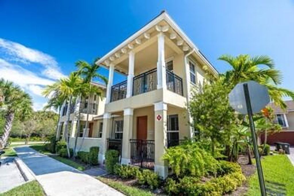 Photo of 4796 Sierra Lane, Coconut Creek, FL 33073 (MLS # F10530267)