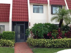 This is a spacious 3 bedroom, 2 1/2 bath townhouse in the Fountains Country Club available September 1, 2014. Kitchen is updated with new SS appliances. Pictures show furniture, but it is unfurnished. The Fountains has a quiet and serene environment and is beautifully landscaped. There is a community pool and golfing and tennis amenities available to renters through a modified membership program. It is a warm and inviting home for the annual renter. Rent includes water and cable with HBO and Showtime. Association requires 650 credit score. Application process will take 30 days to process. 1 small pet < 20 lbs is allowed.
