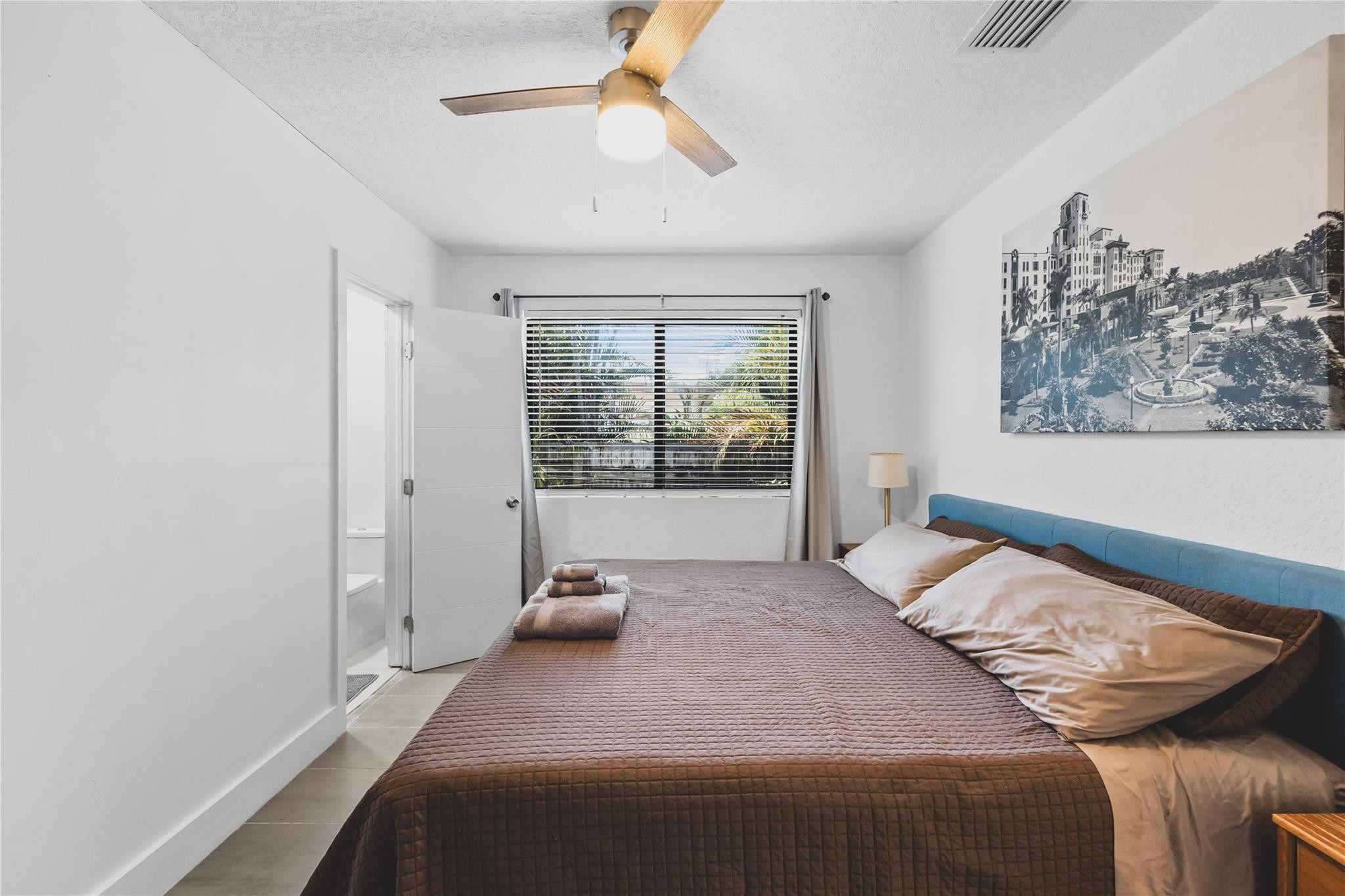 Poinsetta Park 8-35 B - Residential Income