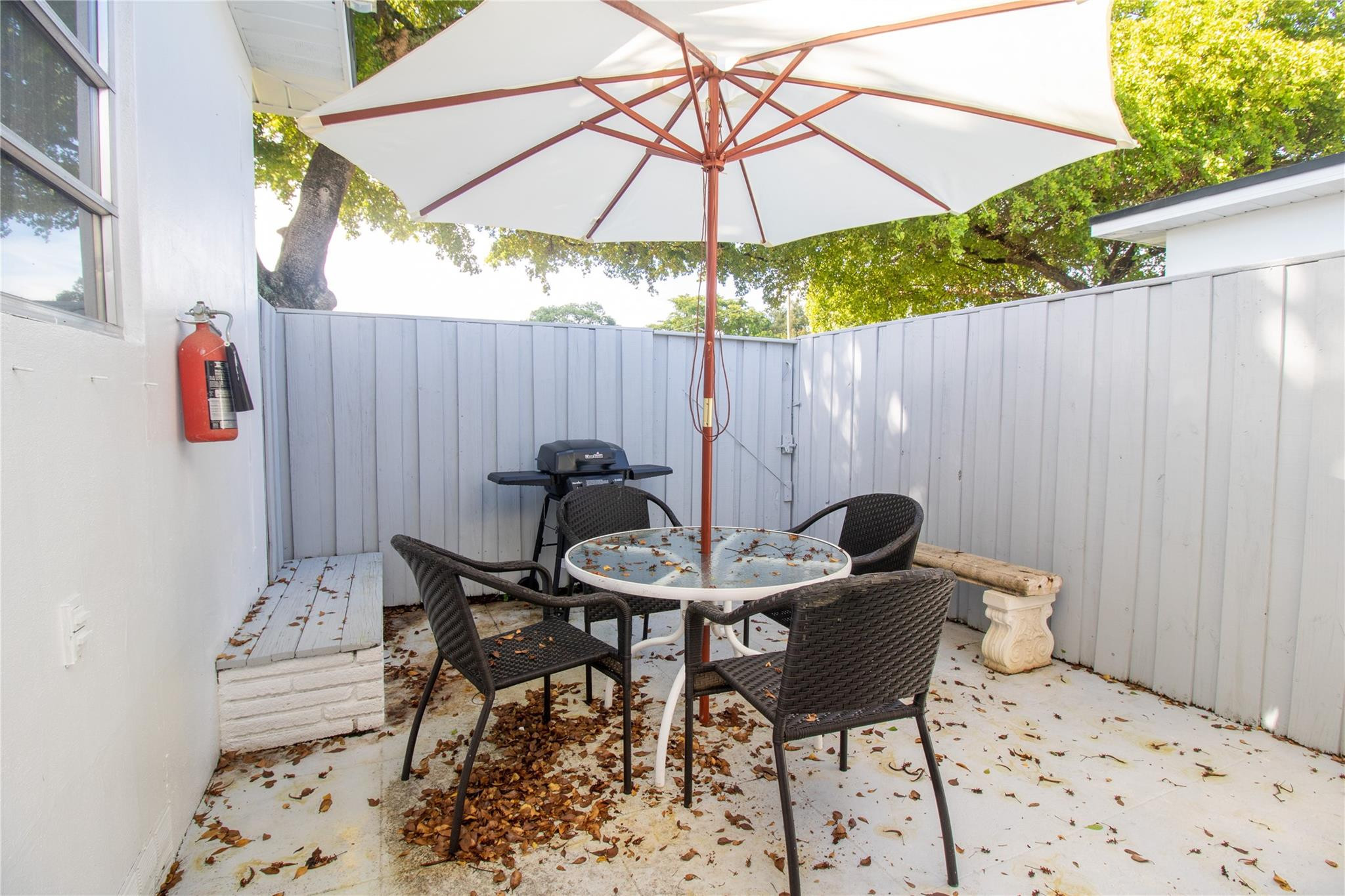 Poinsetta Park 8-35 B - Residential Income