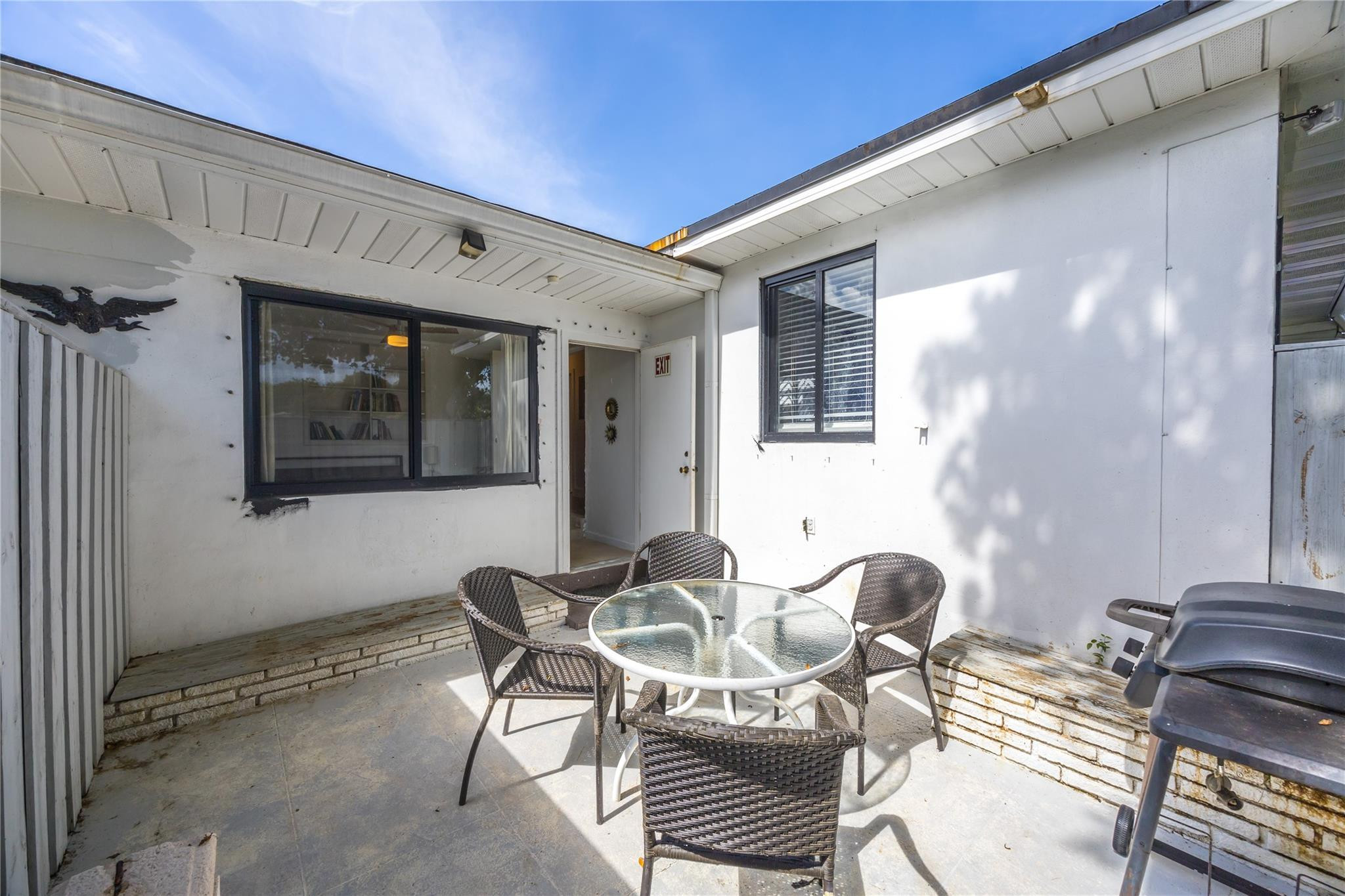 Poinsetta Park 8-35 B - Residential Income