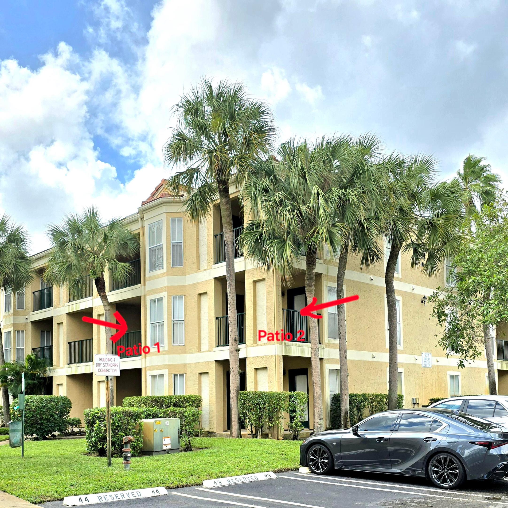 SAVANNAH AT RIVERSIDE CONDO - Residential