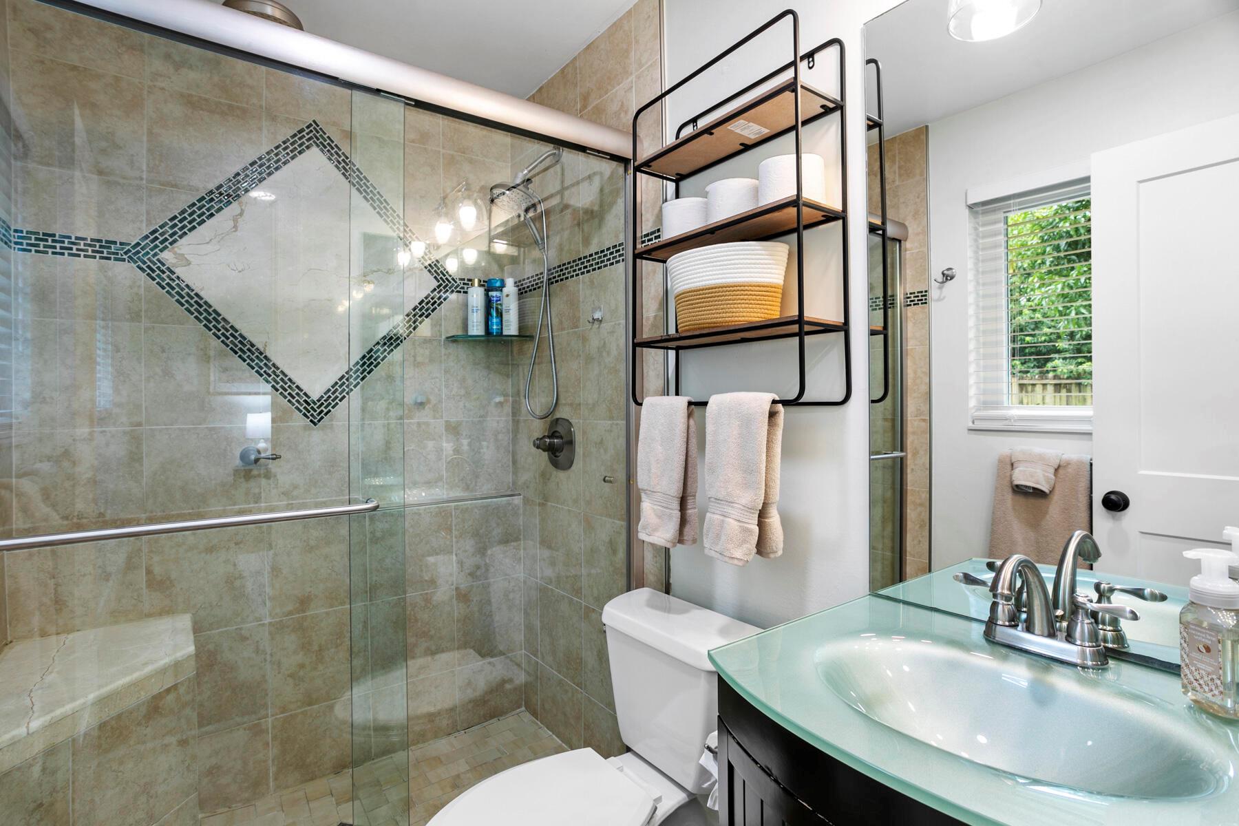 PALM BEACH SQUARE UNIT 5 - Residential Lease