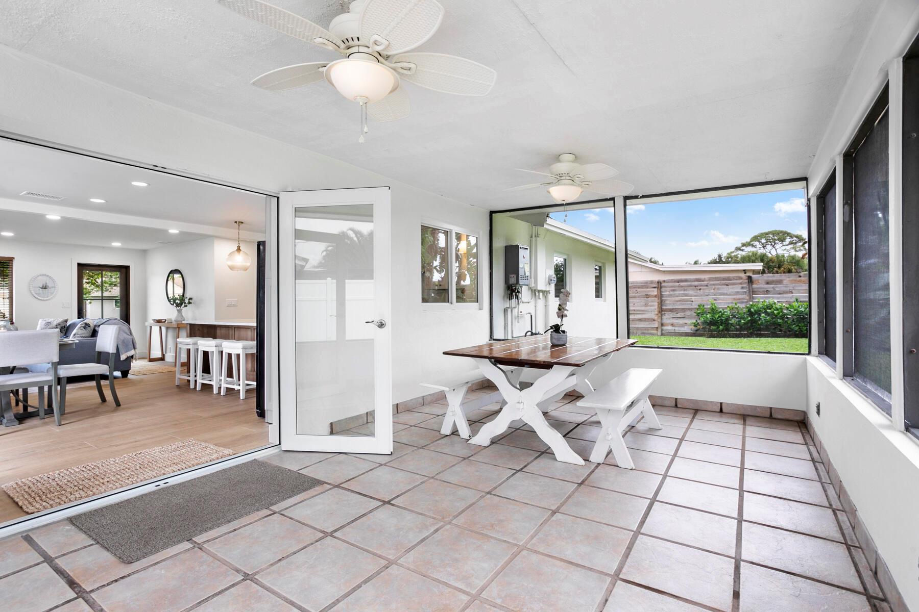 PALM BEACH SQUARE UNIT 5 - Residential Lease