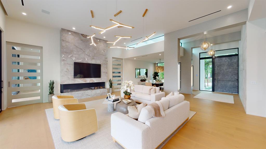 BOCA BAY COLONY - Residential