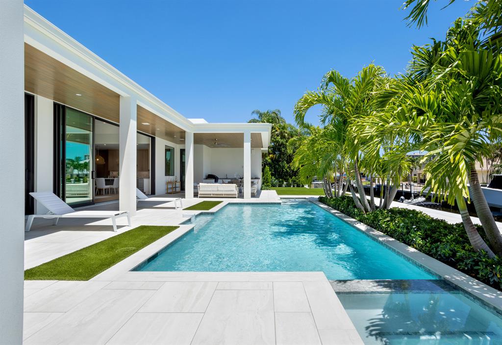 BOCA BAY COLONY - Residential