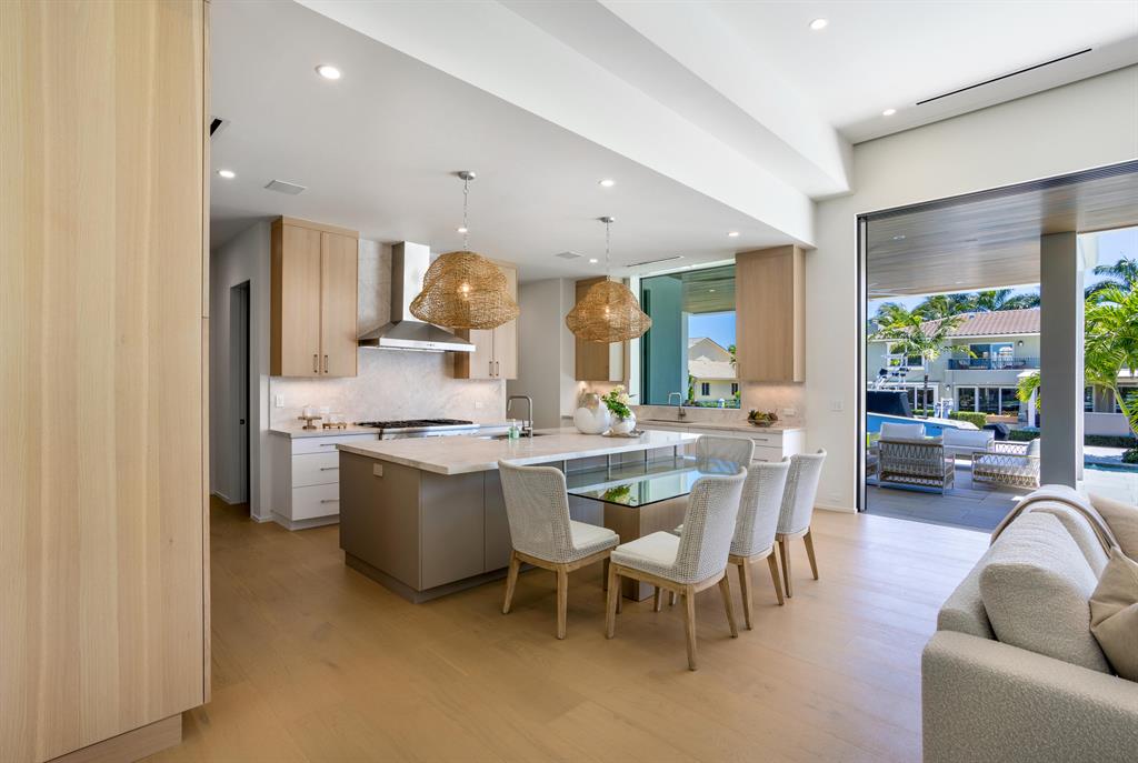 BOCA BAY COLONY - Residential